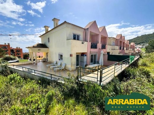 Casa Geminada - Sesimbra, Setúbal