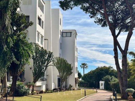 Apartment / Etagenwohnung in Marbella, Málaga