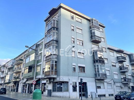 ‏בניין ב  São Domingos de Benfica, Lisbon