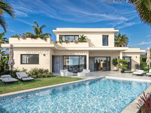 Villa a Faro, Distrito de Faro