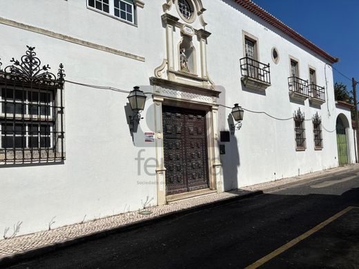 Herenhuis in Almeirim, Santarém