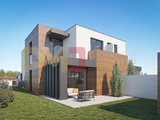 Casa di lusso a Aveiro, Distrito de Aveiro