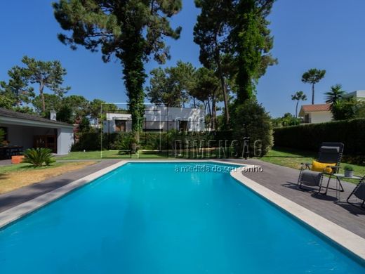 Casa Unifamiliare a Aroeira, Almada