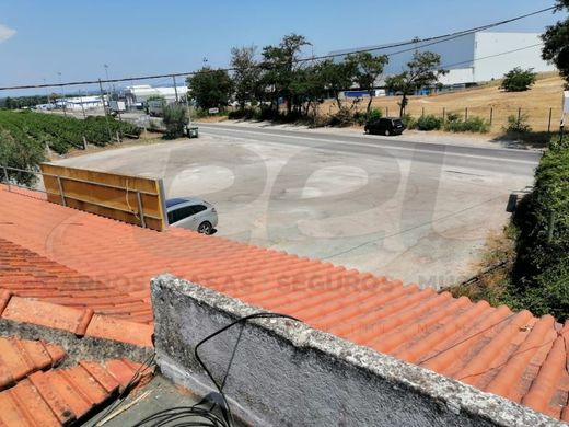 Grundstück in Almeirim, Santarém