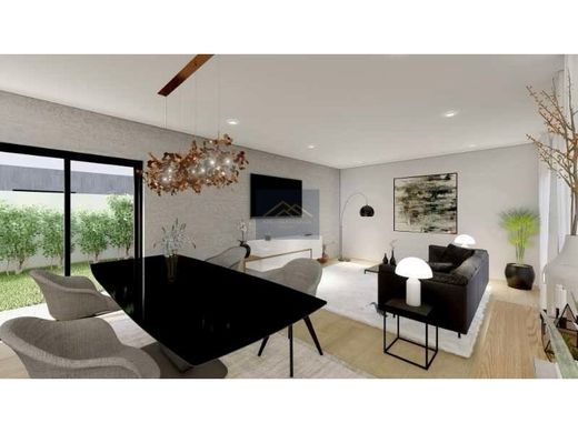 Lüks ev Charneca de Caparica, Almada