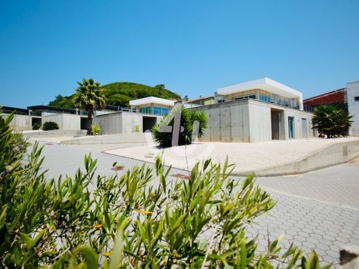 Detached House in Alcobaça, Distrito de Leiria
