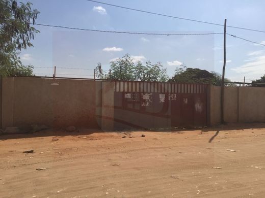 أرض ﻓﻲ Talatona, Luanda Province