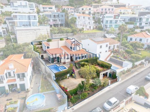 Casa de lujo en Santa Cruz, Madeira