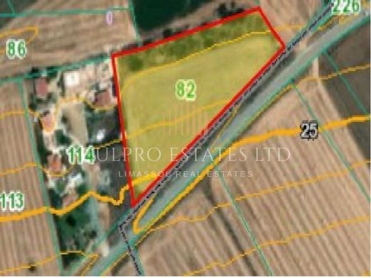 Grundstück in Larnaka, Eparchía Lárnakas