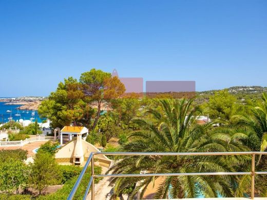 Villa in Sant Josep de sa Talaia, Balearen Inseln