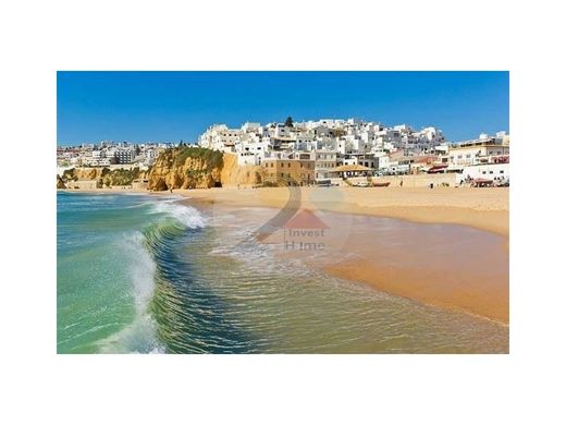 Twee-onder-een-kapwoning in Albufeira, Distrito de Faro