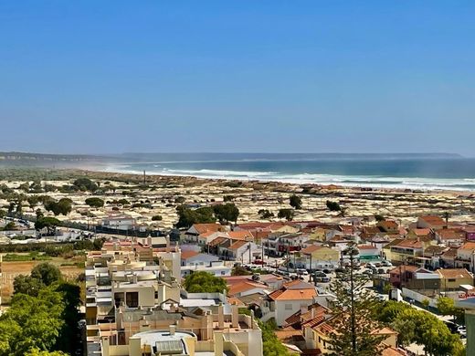 아파트 / Almada, Distrito de Setúbal
