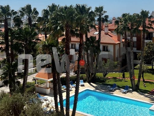 Apartment / Etagenwohnung in Sintra, Lissabon