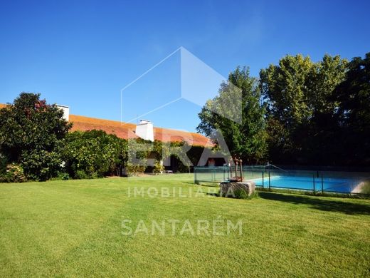 Casa di lusso a Almeirim, Santarém