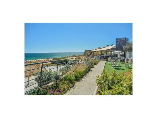 Apartment / Etagenwohnung in Silves, Distrito de Faro