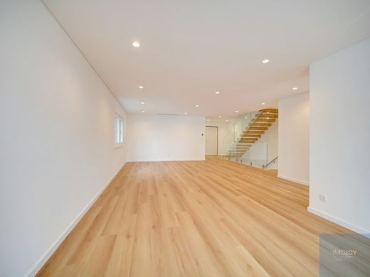 Luxury home in Cascais, Lisbon