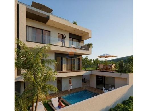 Casa de lujo en Loures, Lisboa