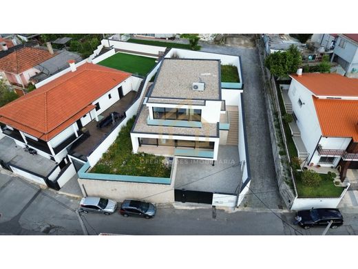 Luxury home in Vila Nova de Famalicão, Distrito de Braga