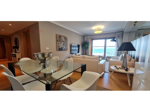 아파트 / Parque das Nações, Lisbon