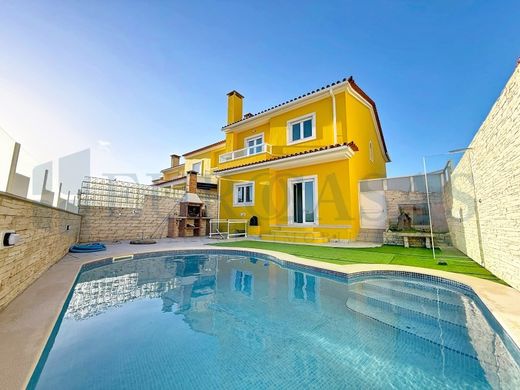 다세대 빌라 / Torres Vedras, Distrito de Lisboa