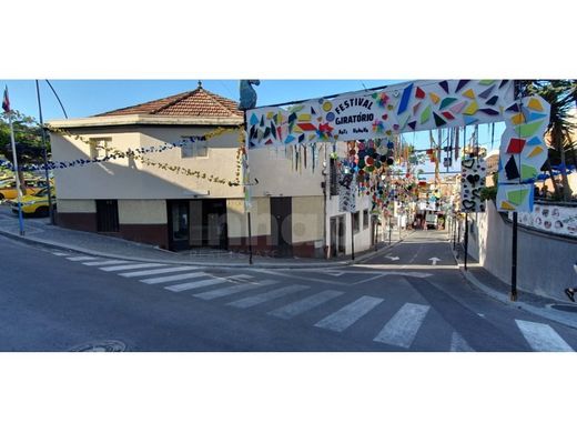 Complesso residenziale a Câmara de Lobos, Madeira