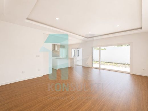 Luxury home in Seixal, Distrito de Setúbal