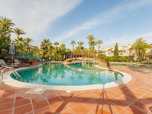 Apartment / Etagenwohnung in Loulé, Distrito de Faro