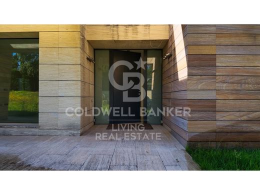 Luxury home in Pozuelo de Alarcón, Province of Madrid