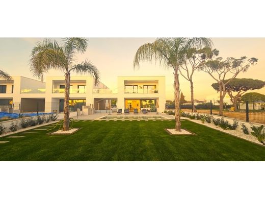 다세대 빌라 / Loulé, Distrito de Faro