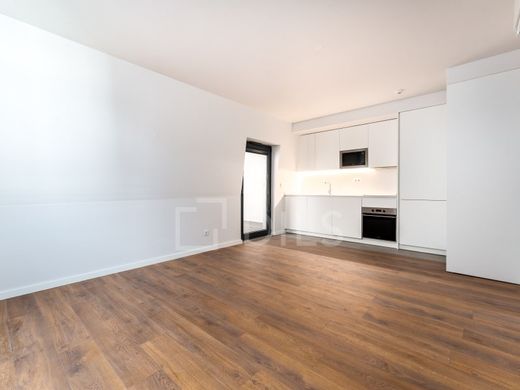 Appartement in Alcântara, Almada