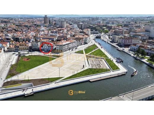 Casa Unifamiliare a Aveiro, Distrito de Aveiro