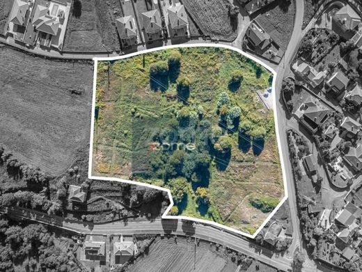 Grond in Vila Nova de Cerveira, Distrito de Viana do Castelo