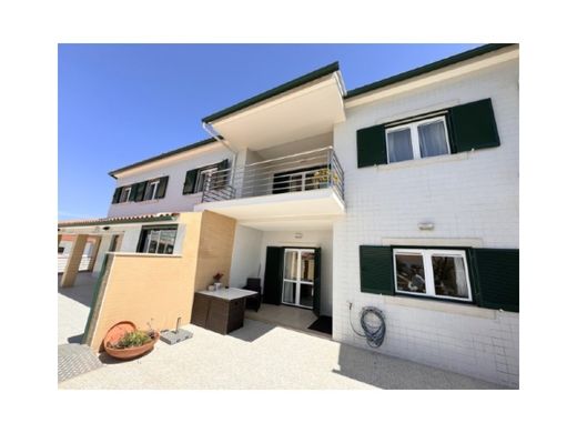 Luxus-Haus in Alcobaça, Distrito de Leiria