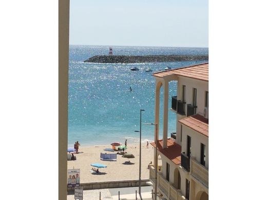 Apartment / Etagenwohnung in Sesimbra, Distrito de Setúbal