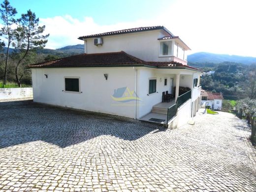 Casa Independente - Penela, Coimbra