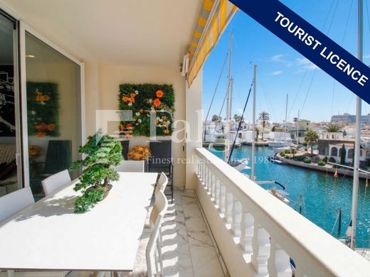 Apartment in Empuriabrava, Province of Girona