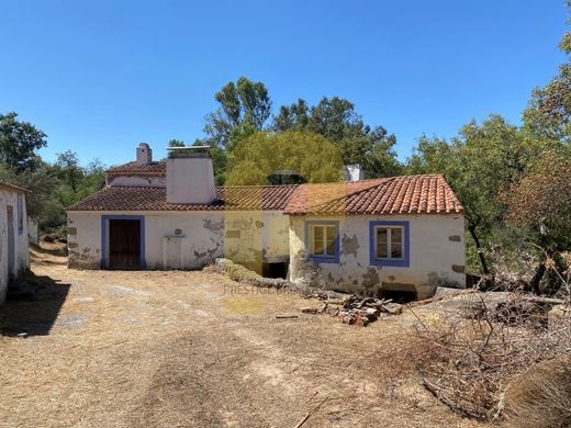 Casa rural / Casa de pueblo en Arraiolos, Évora