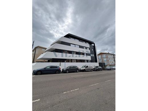 Apartment / Etagenwohnung in Gondomar, Distrito do Porto