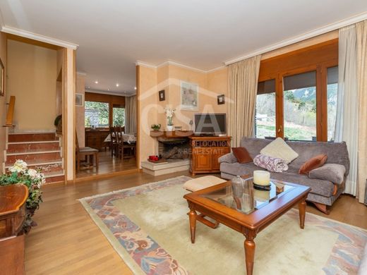 Semidetached House in La Massana