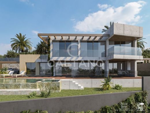 Detached House in Calheta, Madeira