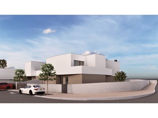 Villa Plurifamiliare a Viseu, Distrito de Viseu