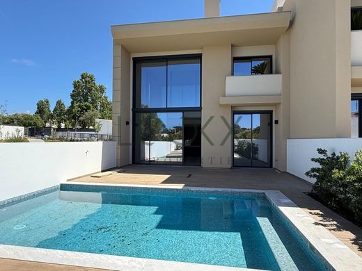 Chalet Pareado en Cascais, Lisboa