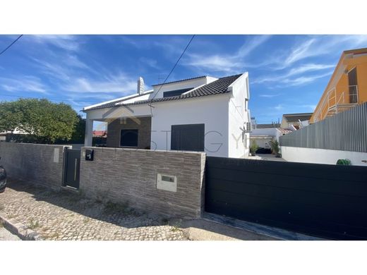 منزل ﻓﻲ Palmela, Distrito de Setúbal