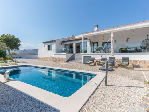 Villa in Busot, Alicante