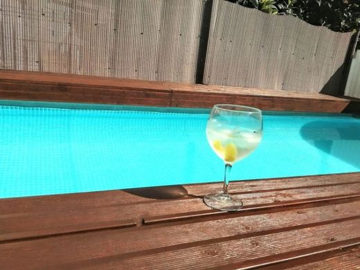 Willa wielorodzinna w Charneca de Caparica, Almada