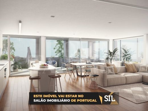 Apartment / Etagenwohnung in Porto, Distrito do Porto