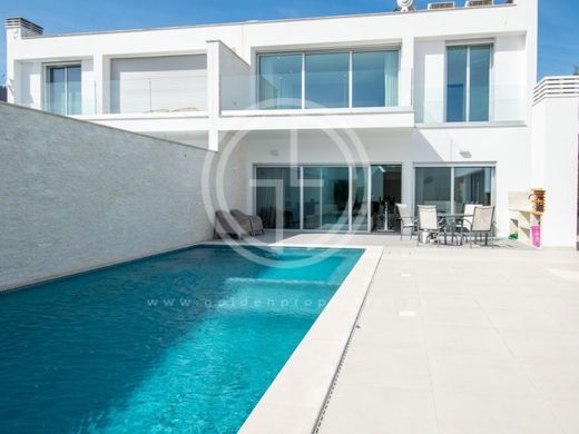 Casa di lusso a Faro, Distrito de Faro