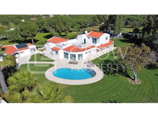 ‏בית חד-משפחתי ב  לולה, Loulé