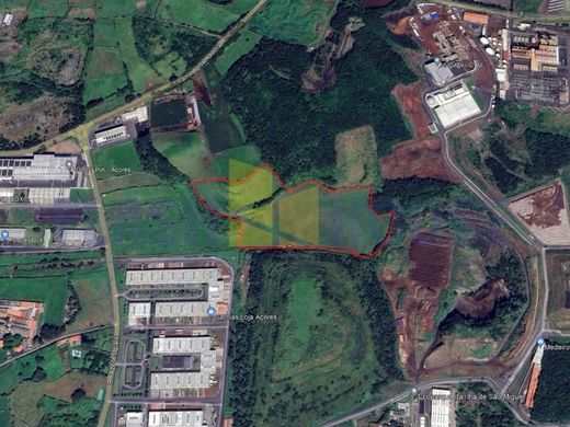 Terrain à Ponta Delgada, Açores