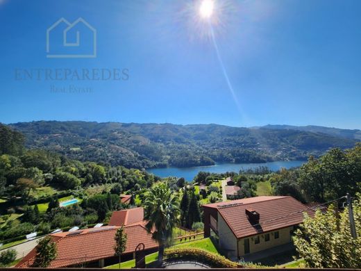 Casa de Luxo no Gerês  Casas no Gerês para Alugar